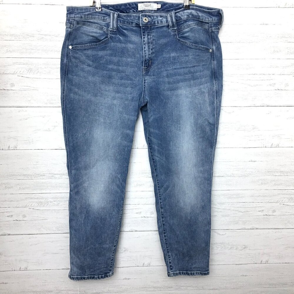 Torrid Denim Women's Skinny Jeans Stretchy size 24T length 30"